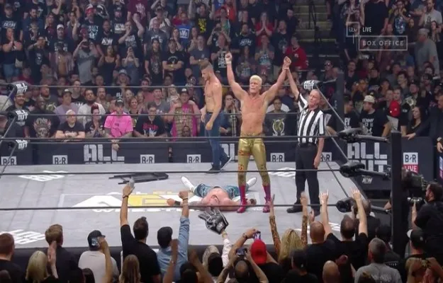 Arn Anderson ayuda a Cody Rhodes derrotar a Shawn Spears en AEW All Out