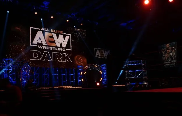 E_A8ulXWYAUDkju_format=jpg&name=4096x4096 AEW Dark