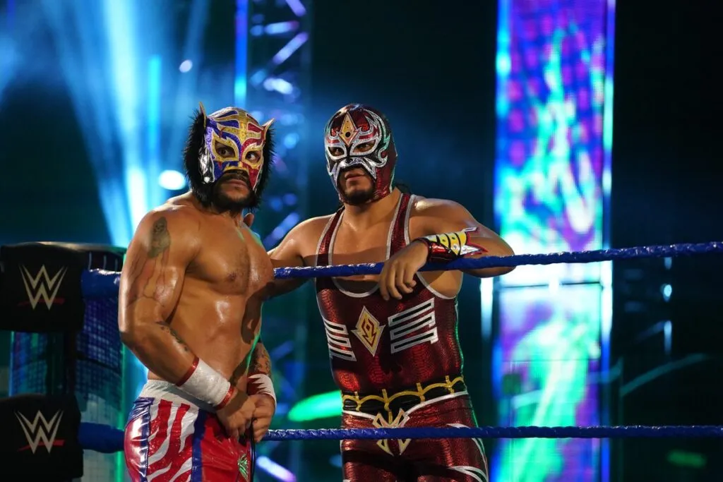 Se revela más información de la salida de Lucha House Party de WWE