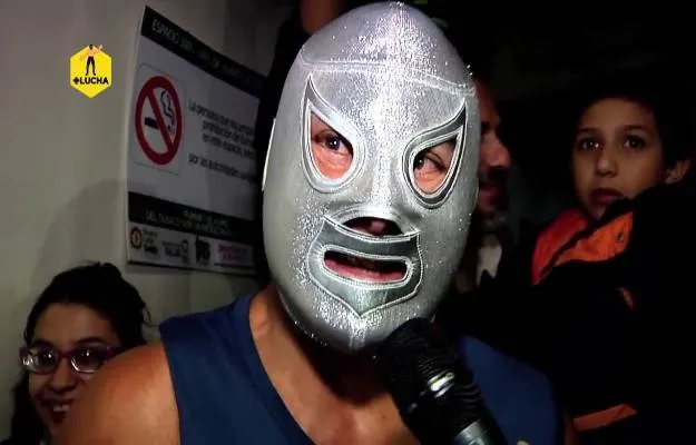 El Hijo del Santo pone su máscara para lucha vs Octagón y Fuerza Guerrera