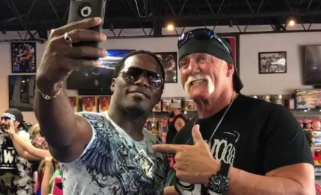 Elijah Burke perdona a Hulk Hogan por sus comentarios racistas Elijah Burke perdona a Hulk Hogan por sus comentarios racistas
