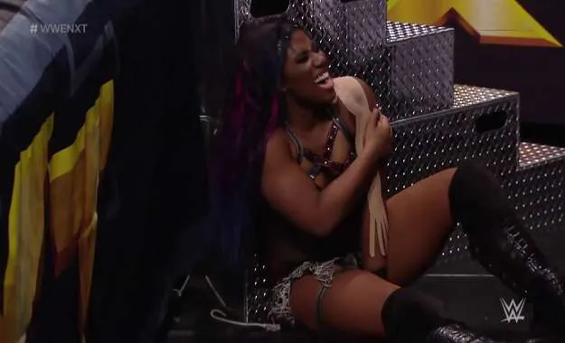 Ember Moon campeona de NXT