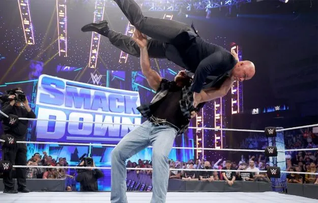Estrella de WWE planea atacar fuertemente a Adam Pearce Estrella de WWE planea atacar fuertemente a Adam Pearce