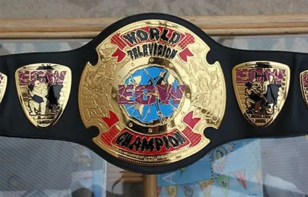 Ex luchador de WWE se convierte en Campeón Televisivo de ECW Ex luchador de WWE se convierte en Campeón Televisivo de ECW
