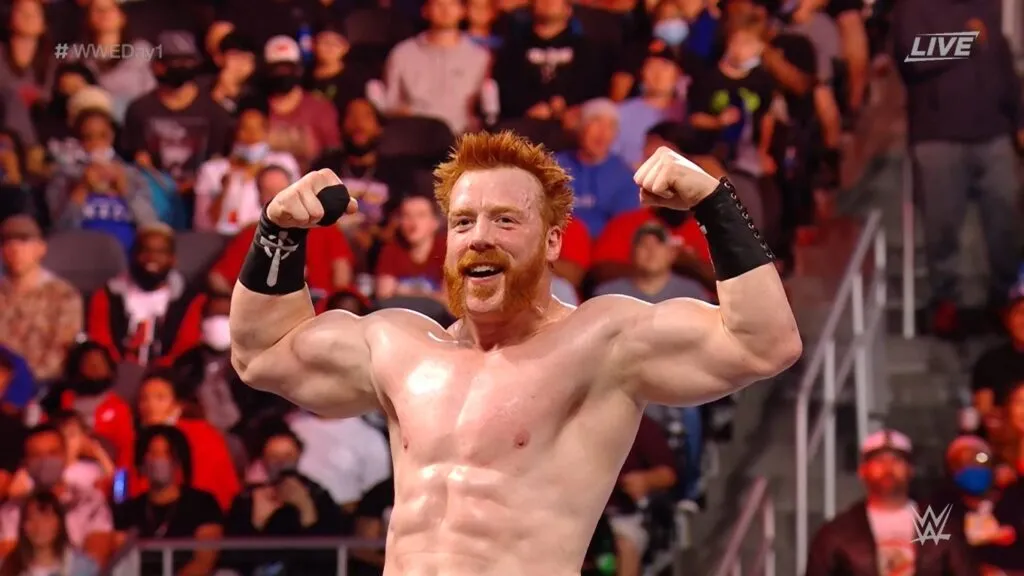 FIDtsERXoAcSNdC Sheamus derrota a Cesaro y Ridge Holland en WWE Day 1