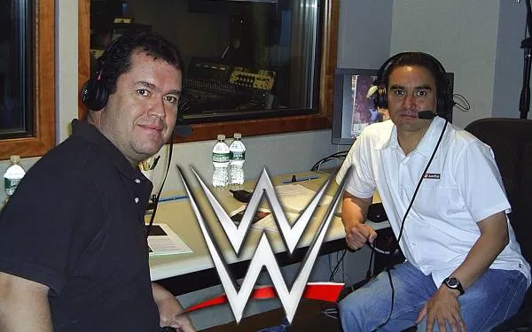 Fallece Javier Sahagún, mítico comentarista de WWE en Televisa Fallece Javier Sahagún, mítico comentarista de WWE en Televisa
