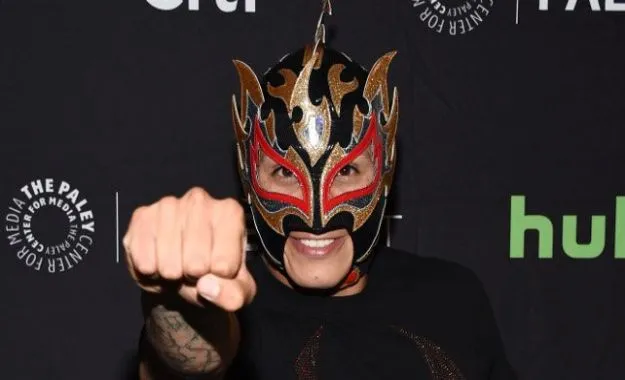 Fenix dice que intenta ser como Rey Mysterio Fenix dice que intenta ser como Rey Mysterio