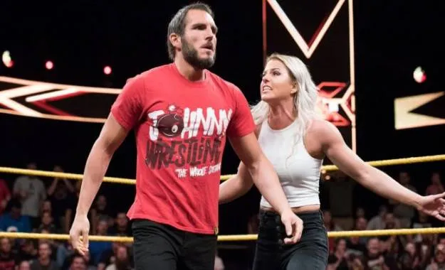 Johnny Gargano sobre el original Halftime Heat