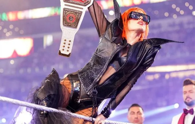Hall of fammers elogian grandemente a Becky Lynch