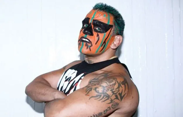 Halloween recibe una emotiva despedida en la Azteca Budokan Halloween recibe una emotiva despedida en la Azteca Budokan