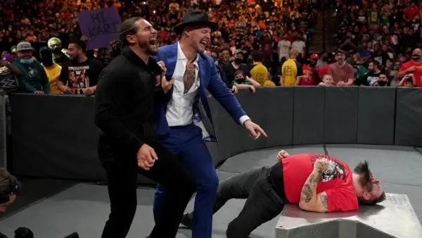 Happy Corbin y Madcap Moss podrían terminar su alianza en SmackDown Happy Corbin y Madcap Moss podrían terminar su alianza en SmackDown