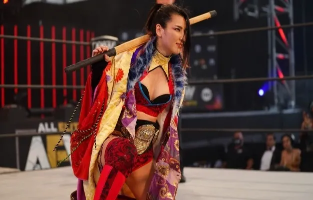 Hikaru Shida revela las dificultades de trabajar en AEW