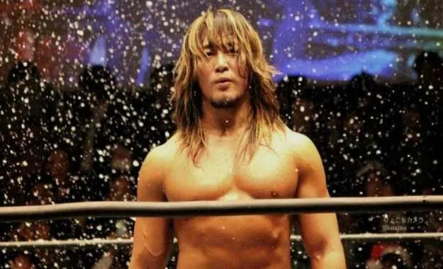 Hiroshi Tanahashi renueva con NJPW