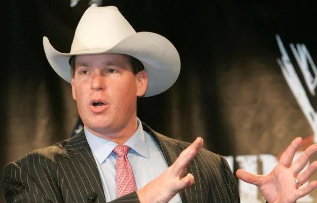 JBL asegura que las redes sociales arruinan a muchos luchadores heel