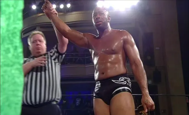 Jay Lethal retiene el ROH World Championship en Final Battle Jay Lethal retiene el ROH World Championship en Final Battle