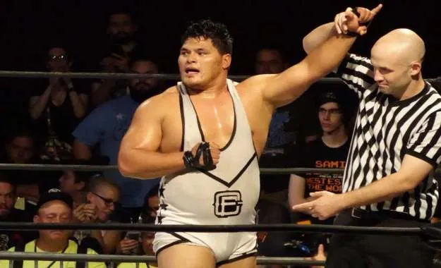 Jeff Cobb dice que estará con ROH en El futuro previsible Jeff Cobb dice que estará con ROH en El futuro previsible