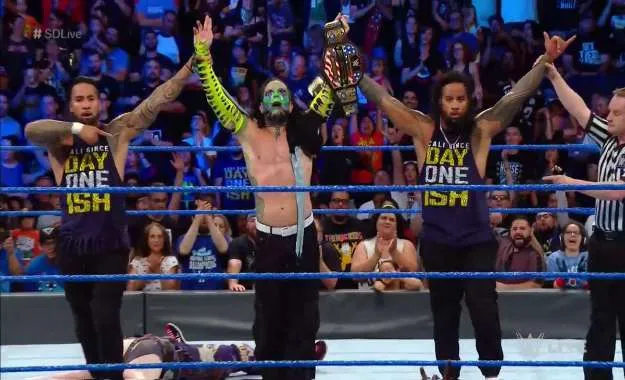 Jeff Hardy retiene el campeonato de los Estados Unidos en Smackdown Jeff Hardy retiene el campeonato de los Estados Unidos en Smackdown