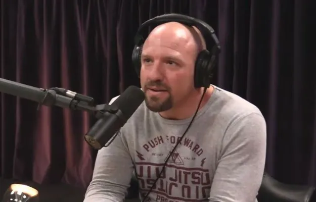 Jimmy Smith comenta sobre el tema Sasha Banks-Naomi