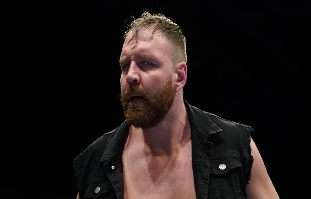 Jon Moxley podría renovar con AEW