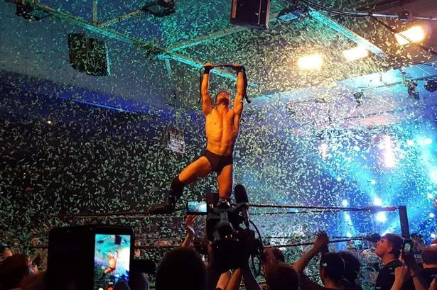 Jordan Devlin quiere luchar contra Rey Mysterio en Wrestlemania 36