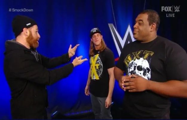 Keith Lee y Matt Riddle atacan a Sami Zayn en WWE SmackDown