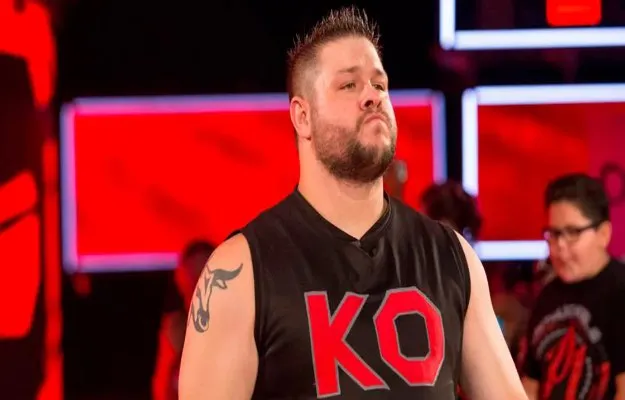 Kevin Owens WWE pagaría tres millones al año para retener a Kevin Owens