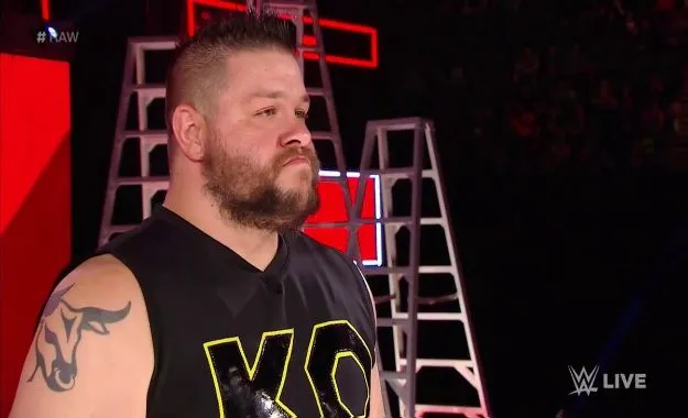 Kevin Owens dice que WWE es responsable de la venta de ROH en el Madison Square Garden