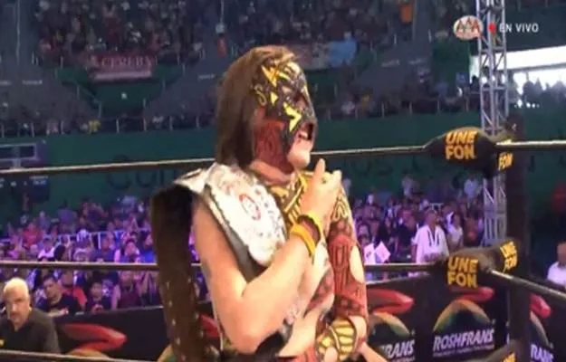 Keyra es la nueva campeona Reina de Reinas de AAA