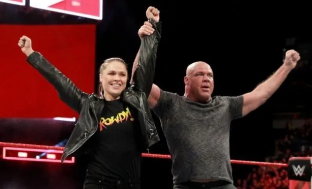 Kurt Angle habla de Ronda Rousey