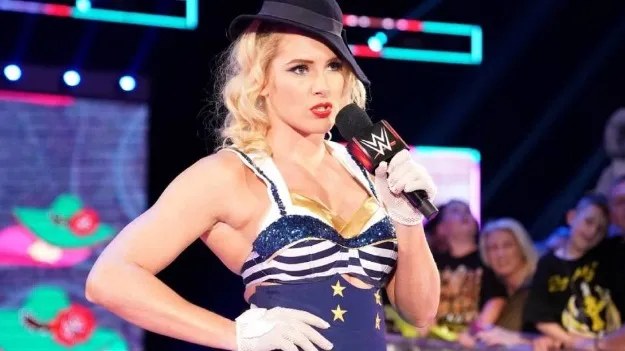 Lacey Evans iba a ser Campeona Femenina de Raw