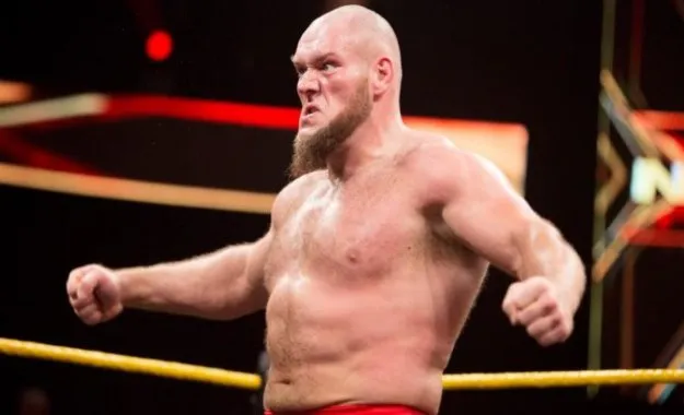 Lars Sullivan regresa a la acción tras recuperarse de su lesión Lars Sullivan regresa a la acción tras recuperarse de su lesión