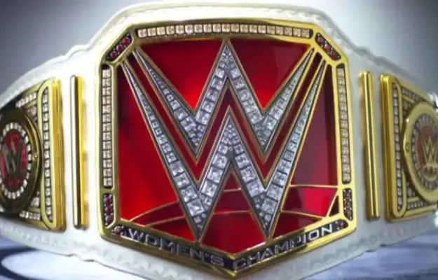 Listado interno de las luchadoras top de WWE RAW Listado interno de las luchadoras top de WWE RAW