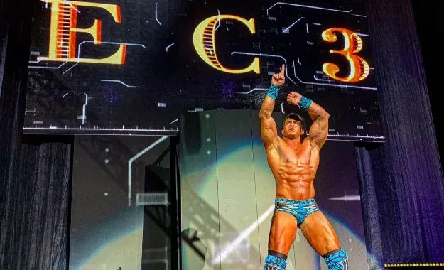 Live show RAW Edmonton Live show RAW Edmonton