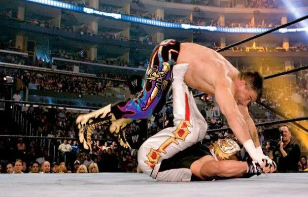 Los cinco mejores openers de WWE Wrestlemania Rey Mysterio vs Eddie Guerrero