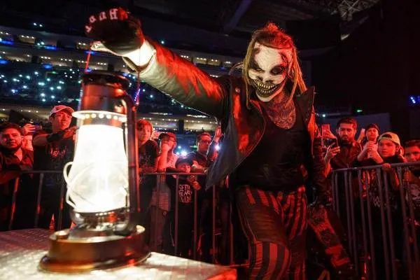 Los fans de WWE reprochan el despido de Bray Wyatt en RAW
