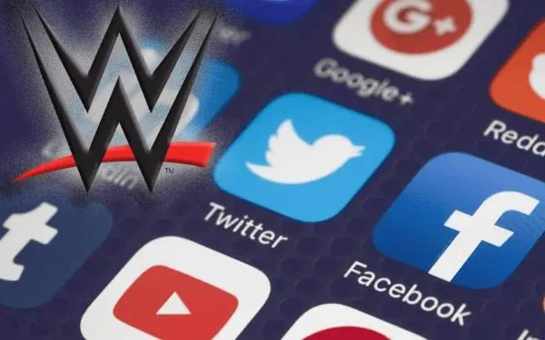 Luchadora de WWE estalla ante el acoso en redes sociales Luchadora de WWE estalla ante el acoso en redes sociales