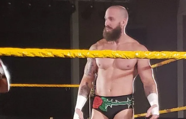 MIke Kanellis regresa MIke Kanellis regresa