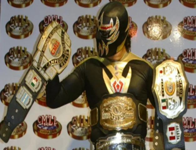 Mascara Dorada confirma su regreso al CMLL Mascara Dorada confirma su regreso al CMLL
