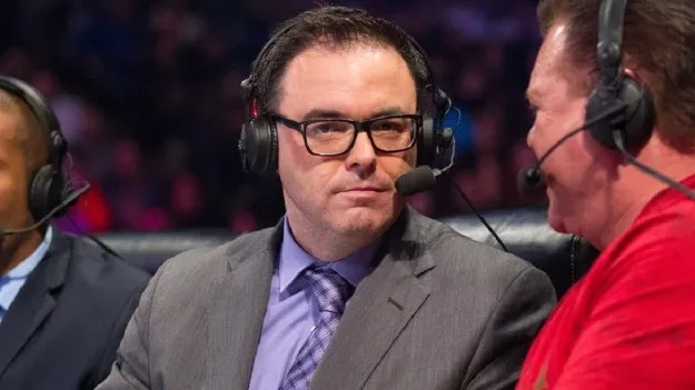 Mauro Ranallo regresa a la mesa de comentarios