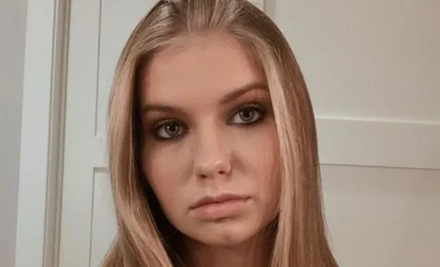 Maya Laurinaitis, la tercera Bella