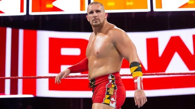 Mojo Rawley es despedido de WWE Mojo Rawley