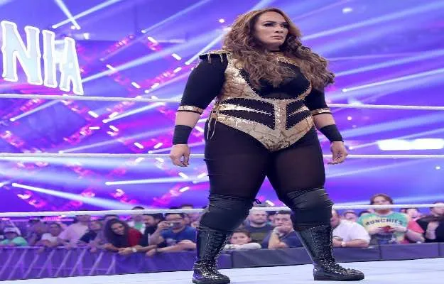 Nia Jax Nia Jax aclara polémica en Twitter