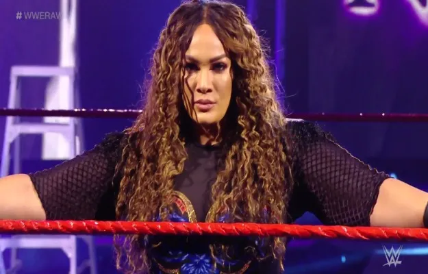 Nia Jax se clasifica para el combate femenino de Money In The Bank