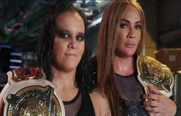 Nia Jax y Shayna Baszler Nia Jax y Shayna Baszler