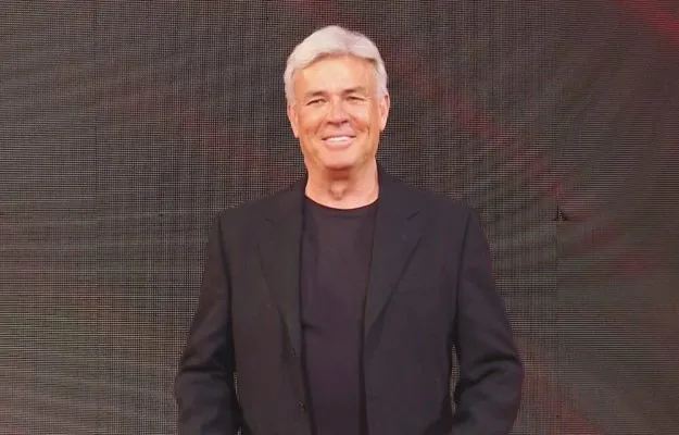 Noticias-entre-bastidores-sobre-la-relacin-actual-de-Eric-Bischoff Eric Bischoff WWE