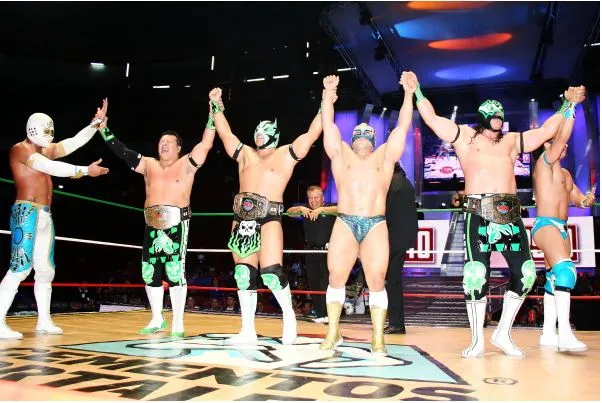Nuevos Campeones Mundiales de Trios CMLL Nuevos Campeones Mundiales de Trios CMLL