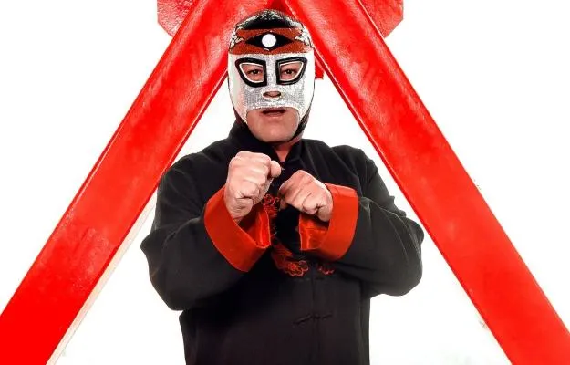 Octagón cobraría 15 millones de pesos por exponer su máscara Octagón cobraría 15 millones de pesos por exponer su máscara