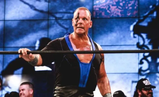 PCO firma con Ring of Honor