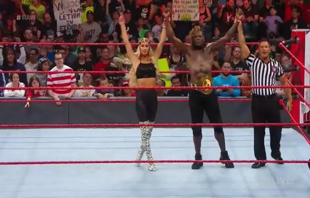 R-Truth retiene el campeonato 247 en WWE RAW R-Truth retiene el campeonato 247 en WWE RAW