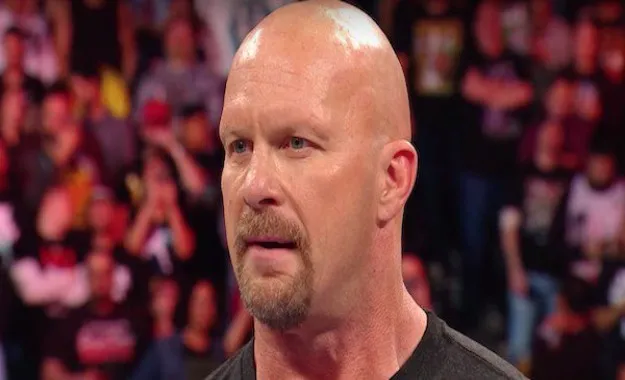 Razon por la cual Stone Cold Steve Austin regresa a WWE RAW Razon por la cual Stone Cold Steve Austin regresa a WWE RAW
